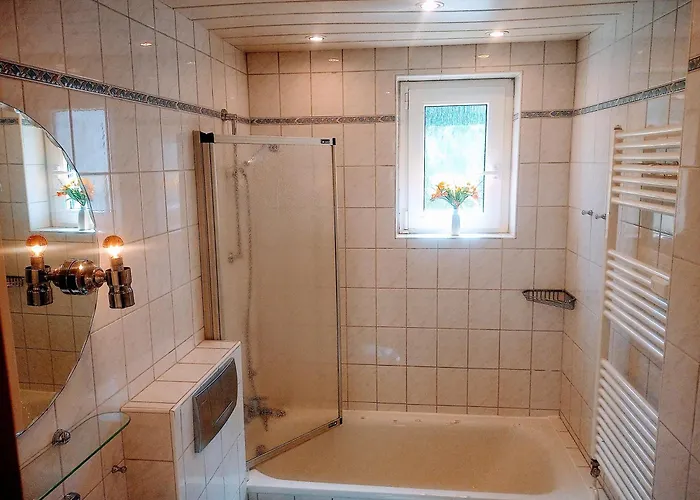 Hexenstube Morgana ,wlan, Tolles Bad, Garage, Toller Balkon Daire